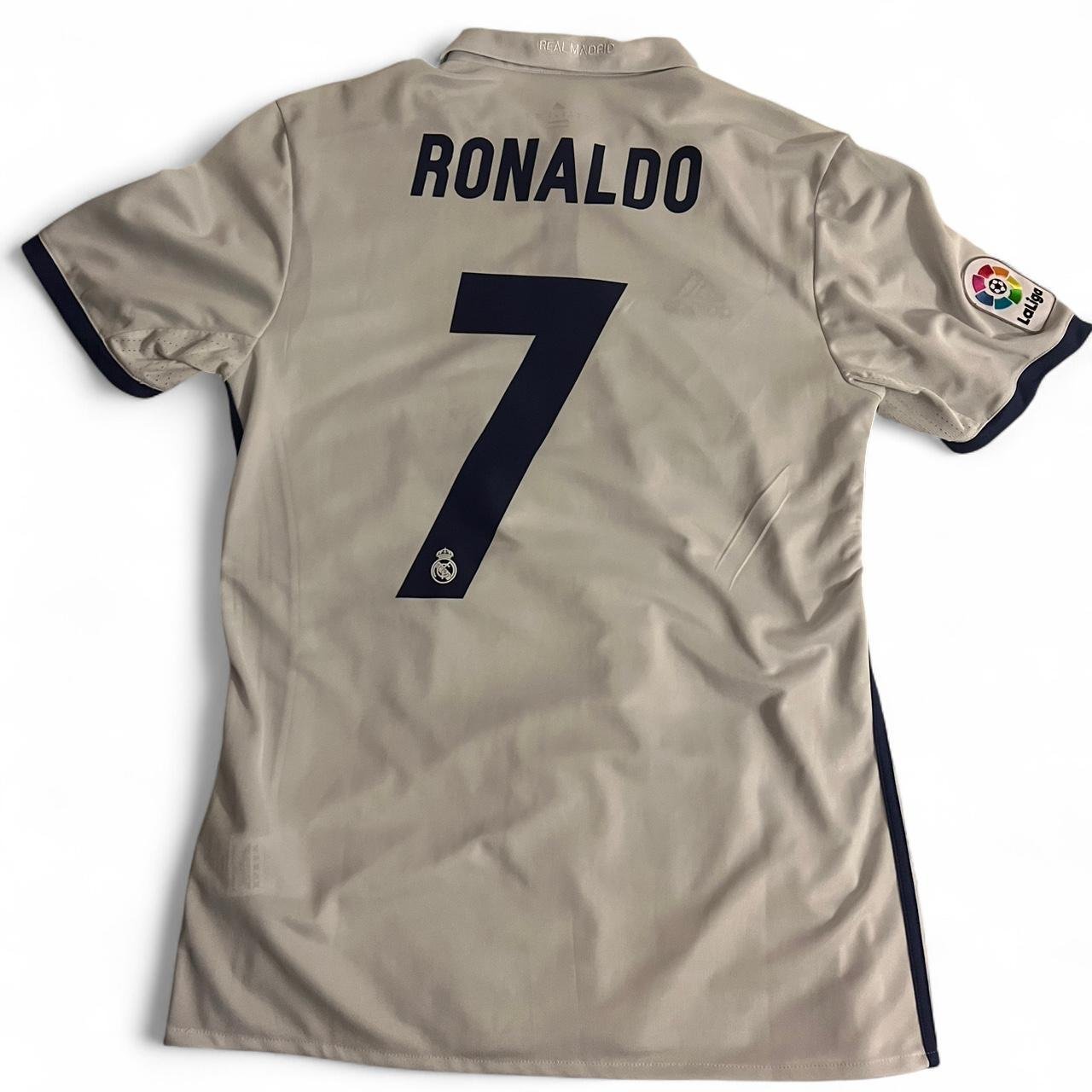 P0-1-101.jpg Adidas Men's White T-shirt - Image 1