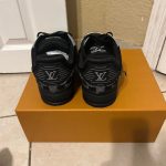 Louis Vuitton Men's Black Trainers - Image 2