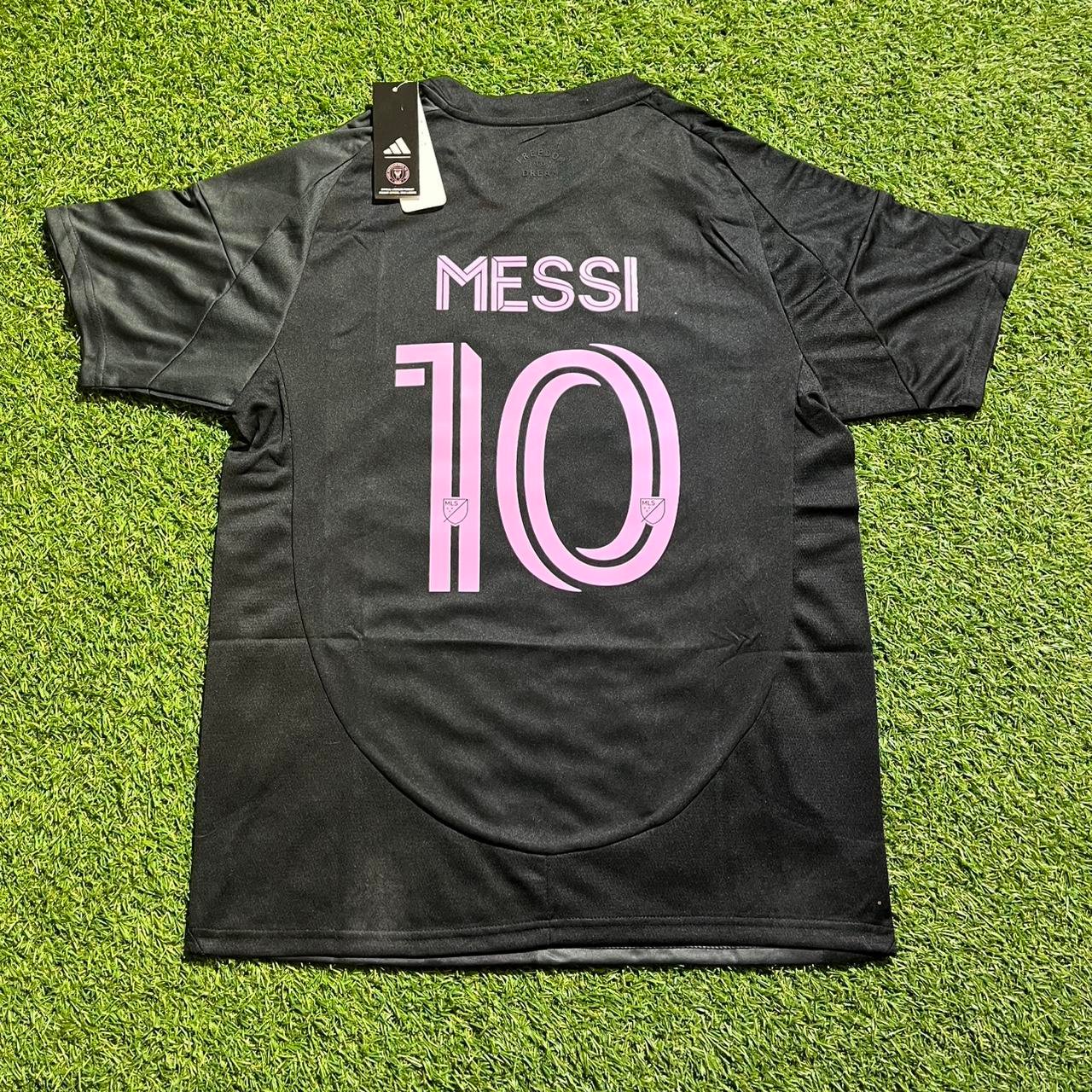 P0-1-155.jpg Adidas Men's Black T-shirt - Image 1