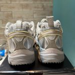 Off-White Men's White and Grey Trainers - Image 2