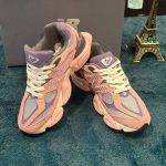 New Balance Men's Cream Trainers - Image 2