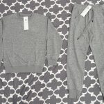 Alo Yoga Women's Grey Sweatshirt