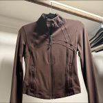 Lululemon Women's Brown Coat - Image 2