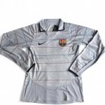 Nike Men's White and Grey T-shirt - Image 2