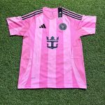 Adidas Men's Black and Grey T-shirt - Image 4