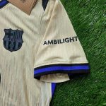 Nike Men's Tan T-shirt - Image 3