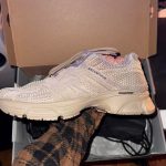 Balenciaga Men's Tan and Cream Trainers - Image 3