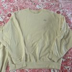 Alo Yoga Women's Cream and Tan Sweatshirt - Image 3