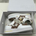 Louis Vuitton Men's multi Trainers - Image 3