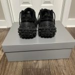 Balenciaga Men's Black Trainers - Image 4