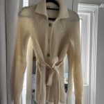 Zara Women's Cream and White Jumper - Image 4