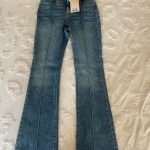 Revice Women's Blue and Navy Jeans - Image 4