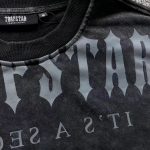 Trapstar Men's Grey and Black Hoodie - Image 4