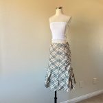 Burberry Women's multi Skirt - Image 4