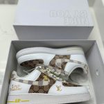 Louis Vuitton Men's multi Trainers - Image 5