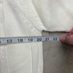 Bill Blass Men's Cream and White Polo-shirts - Image 5