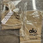 Alo Yoga Women's Tan and Cream Leggings