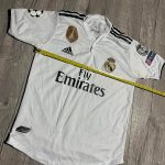 Adidas Men's Grey and White T-shirt - Image 6