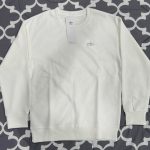 Alo Yoga Women's White Sweatshirt - Image 6