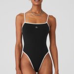 Alo Yoga Women's Grey Sweatshirt - Image 7