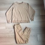 Kith Women's Tan Sweatshirt - Image 7