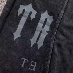 Trapstar Men's Black and Grey Trousers - Image 8