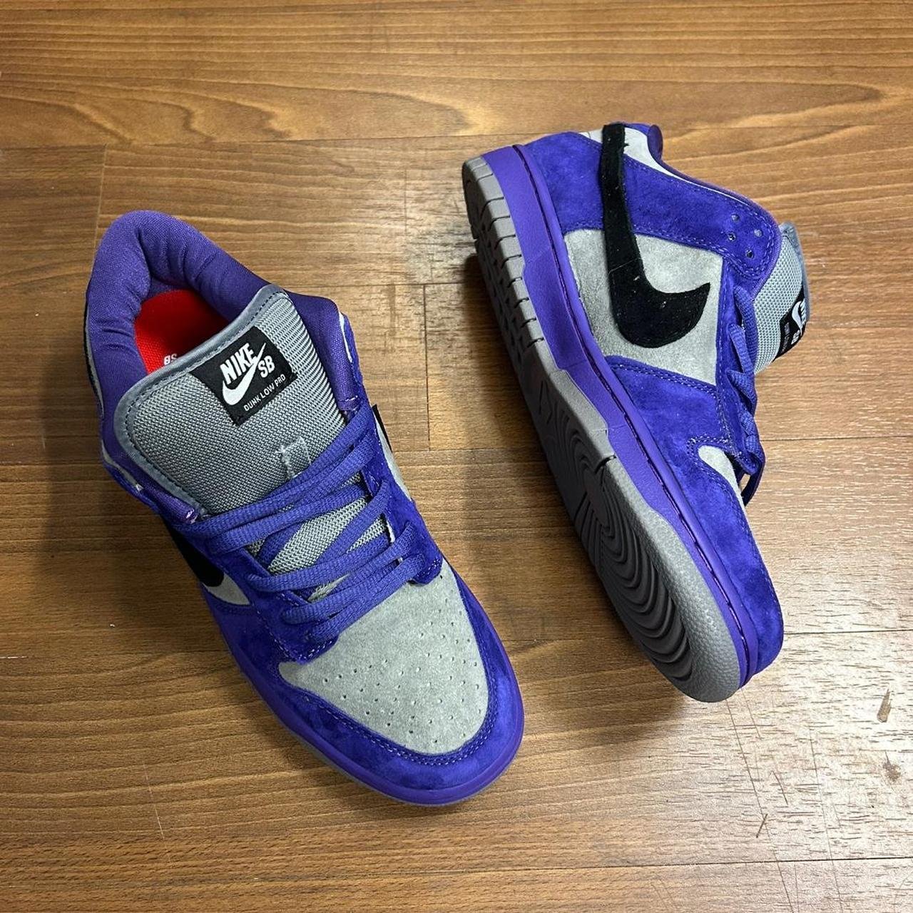 P0-86.jpg Nike Men's Purple and Blue Trainers - Image 1